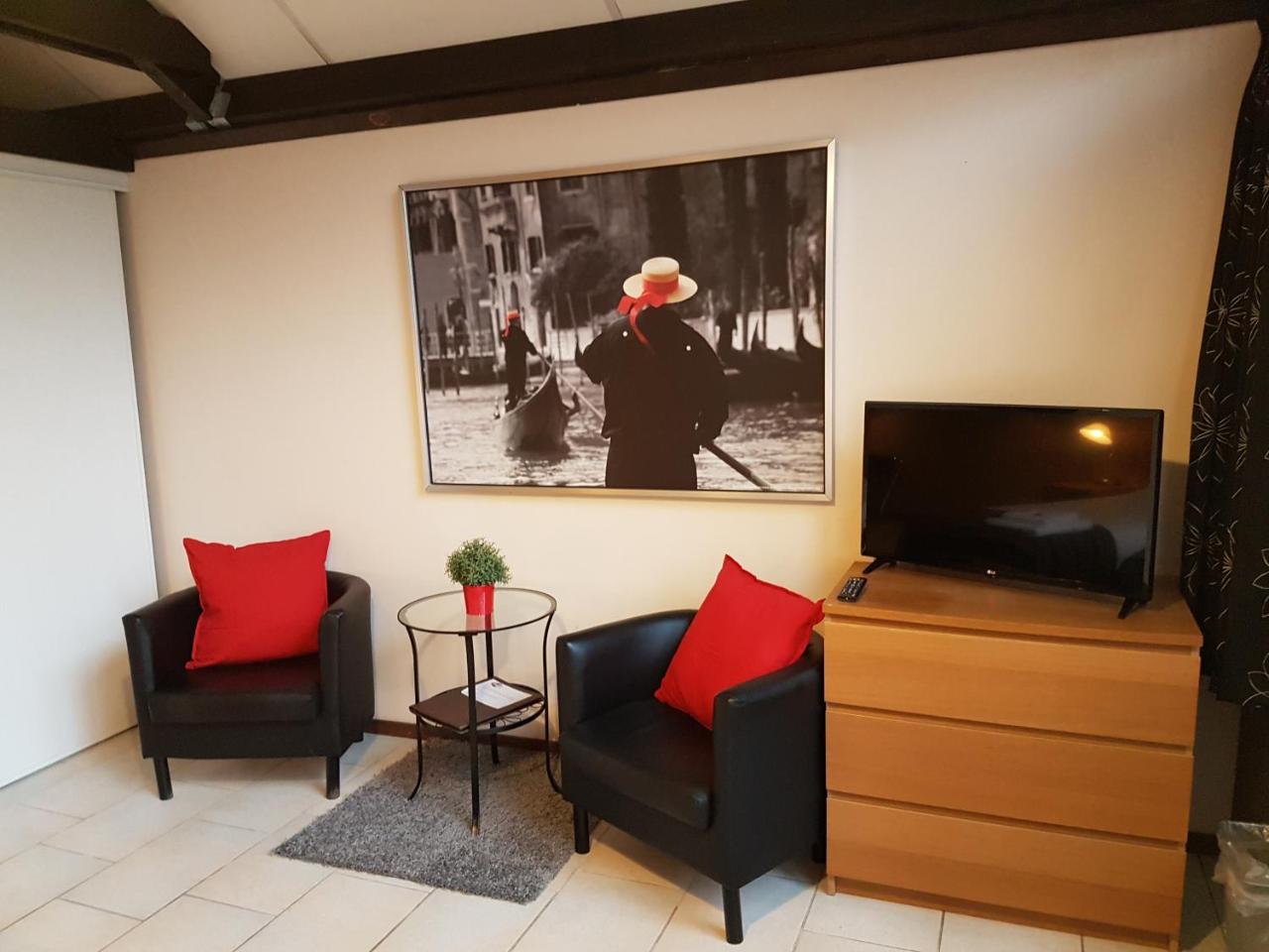Motel Оостворне Екстериор снимка